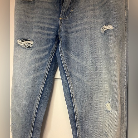 Hi, selling these breathtaking jeans 👖 for women in size US 06. - Picture 2 of 14